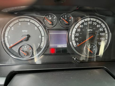 Used 2012 RAM 2500 SLT AWD/4WD image 8