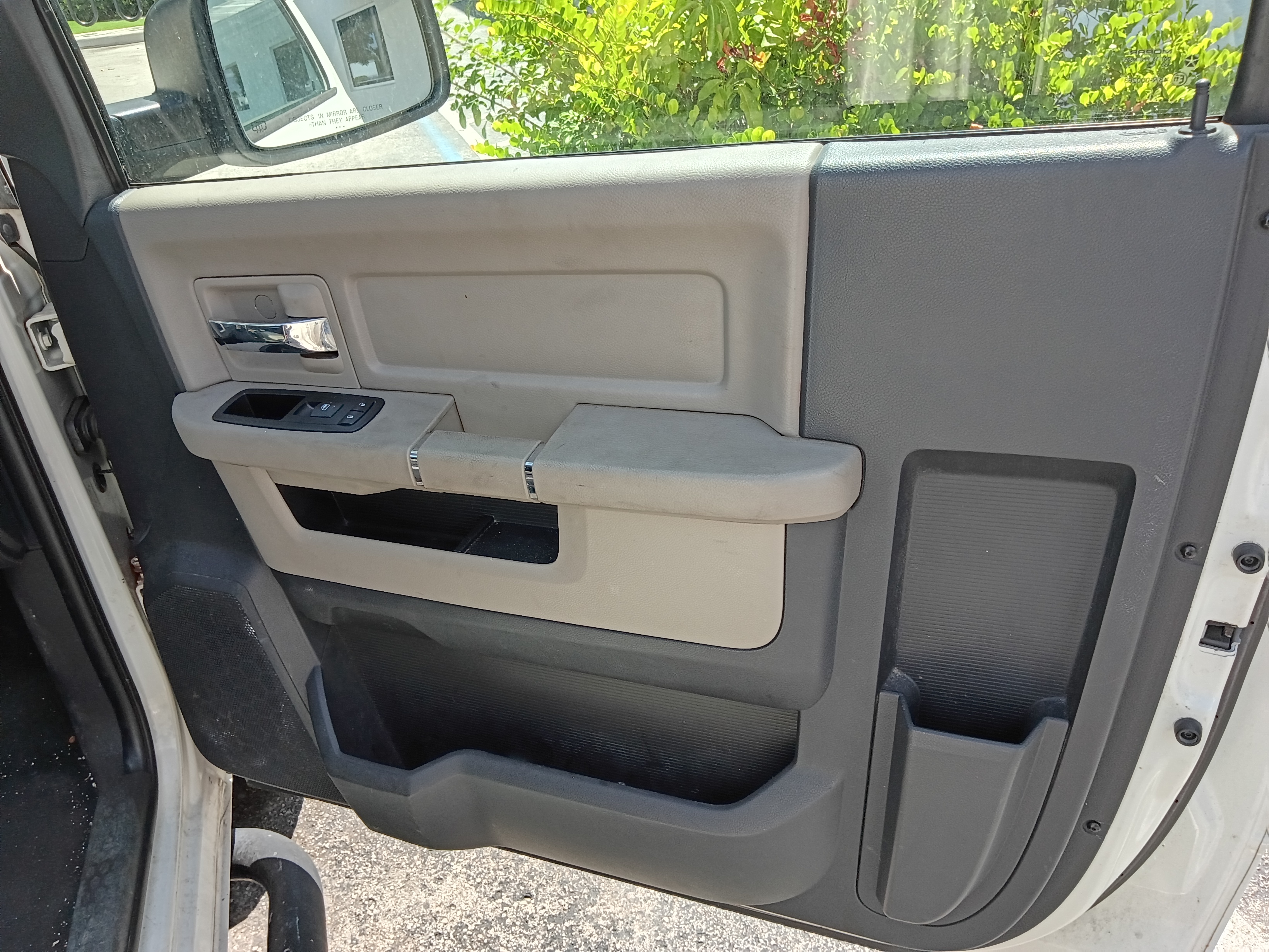 Used 2009 Dodge Ram 1500 Truck SLT RWD image 5
