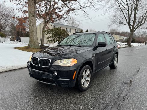 Used 2013 BMW X5 xDrive35i image 1