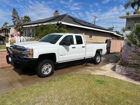 Used 2018 Chevrolet Silverado 2500 W/T w/ WT Convenience Package image 1