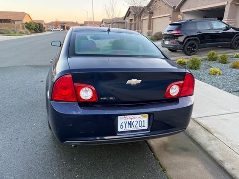 Used 2011 Chevrolet Malibu LS image 5