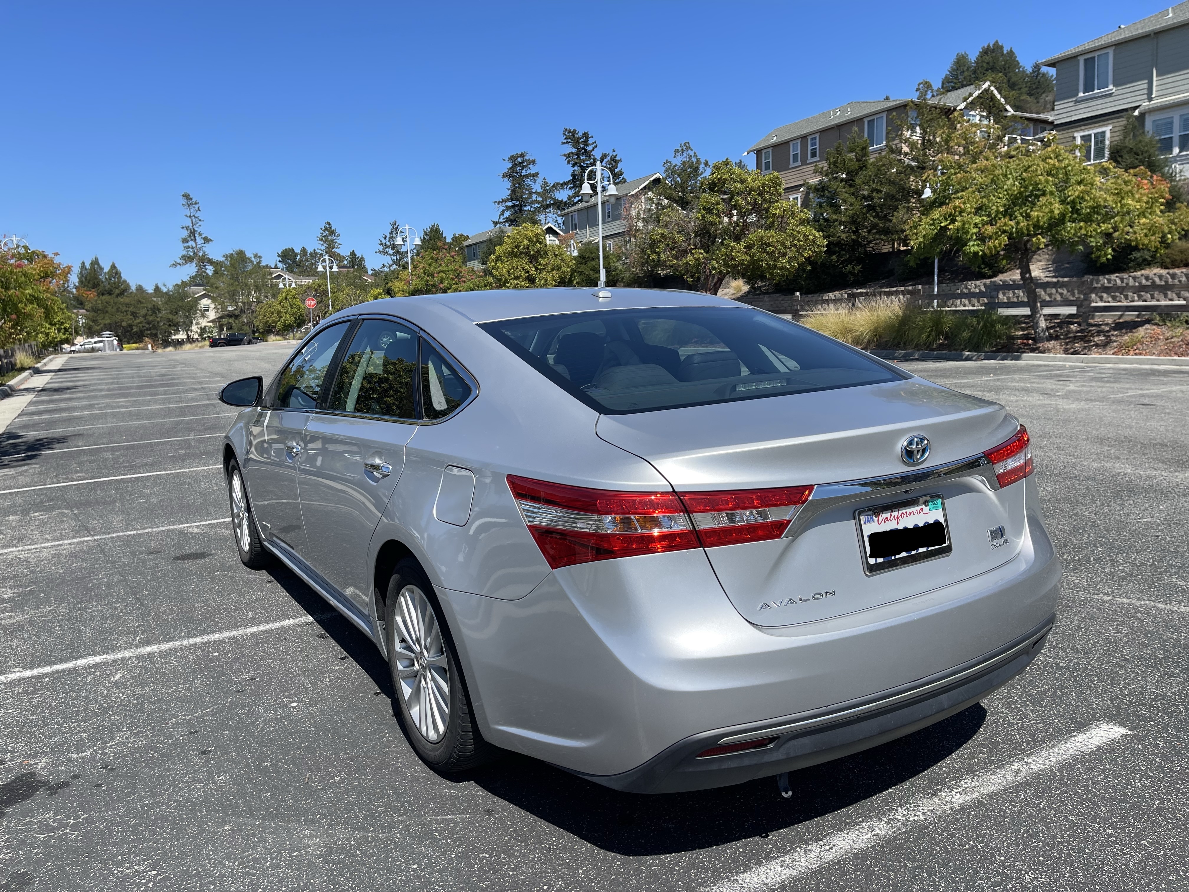 Used 2014 Toyota Avalon XLE Touring FWD image 6