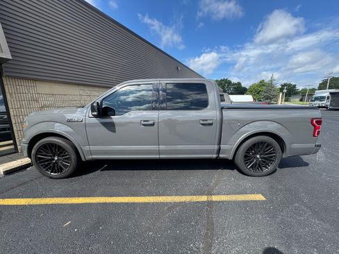 Used 2018 Ford F150 XLT w/ Equipment Group 302A Luxury AWD/4WD image 2