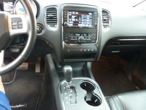 Used 2013 Dodge Durango Crew w/ Trailer Tow Group IV image 16