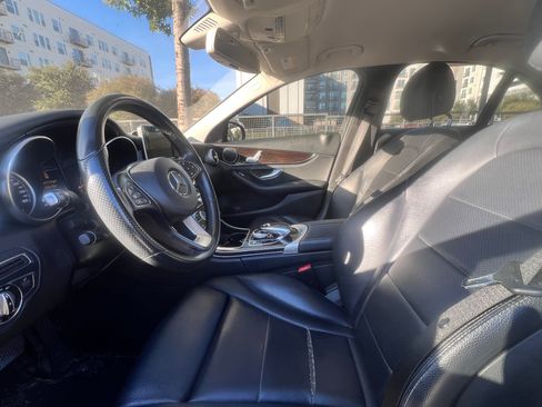 Used 2015 Mercedes-Benz C 300 Sedan image 6