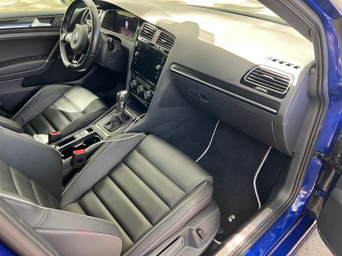 Used 2019 Volkswagen Golf R 4-Door AWD/4WD image 11
