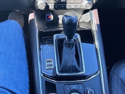 Used 2023 MAZDA CX-5 Signature image 12