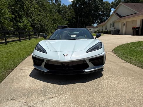 Used 2023 Chevrolet Corvette Stingray Premium Conv w/ Z51 Performance Package RWD image 11