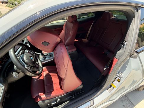 Used 2022 BMW M440i Coupe RWD image 11
