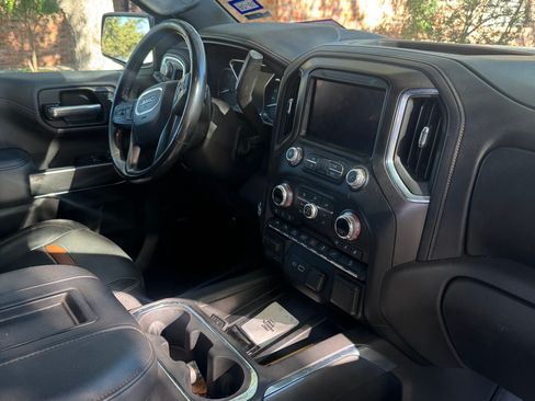 Used 2021 GMC Sierra 1500 AT4 w/ AT4 Premium Package image 7