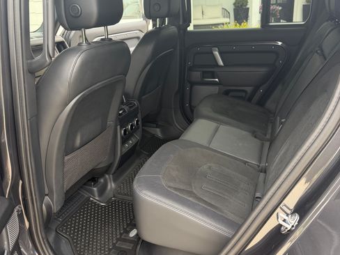 Used 2023 Land Rover Defender 110 Carpathian Edition AWD/4WD image 25