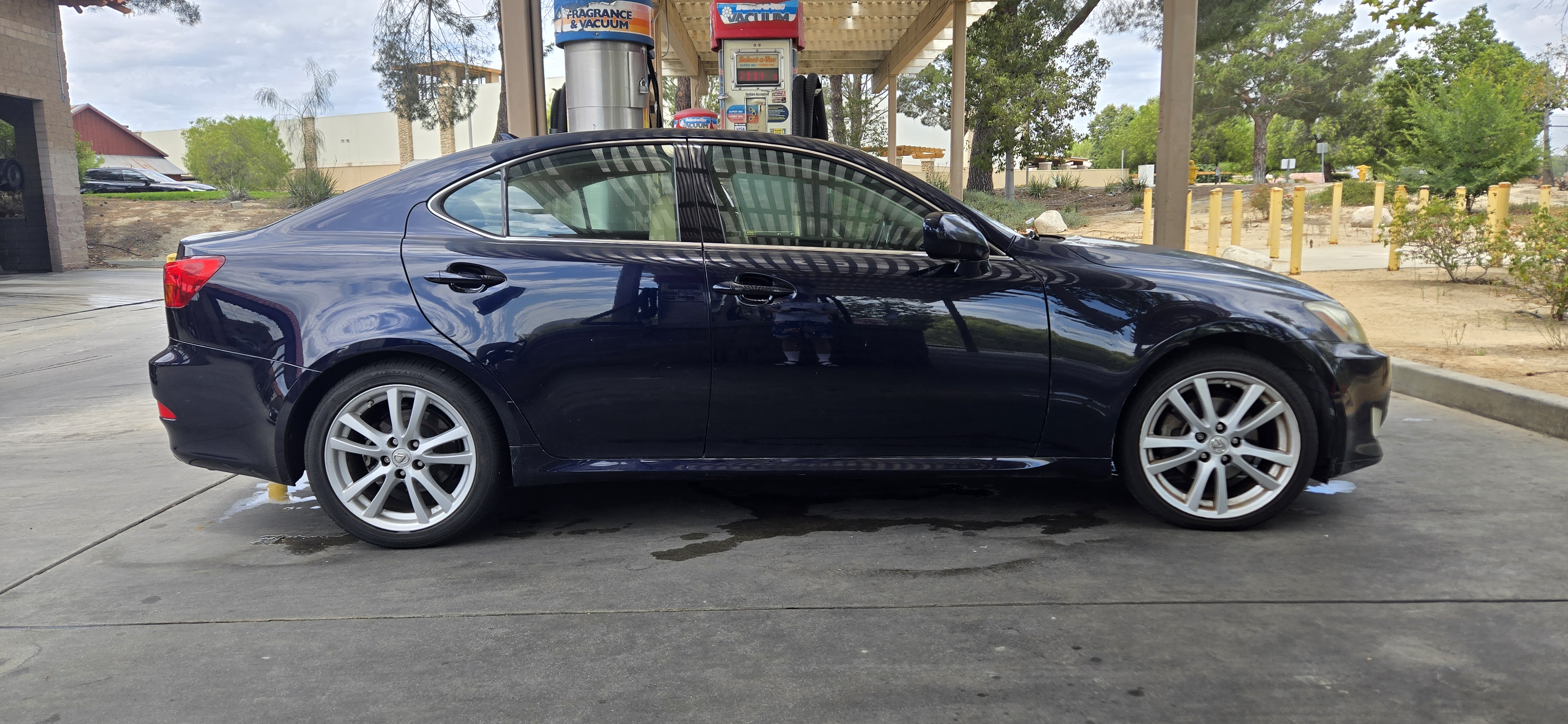 Used 2007 Lexus IS 250 w/ Premium Pkg RWD image 5