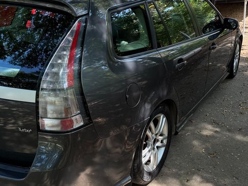 Used 2011 Saab 9-3 Aero image 4