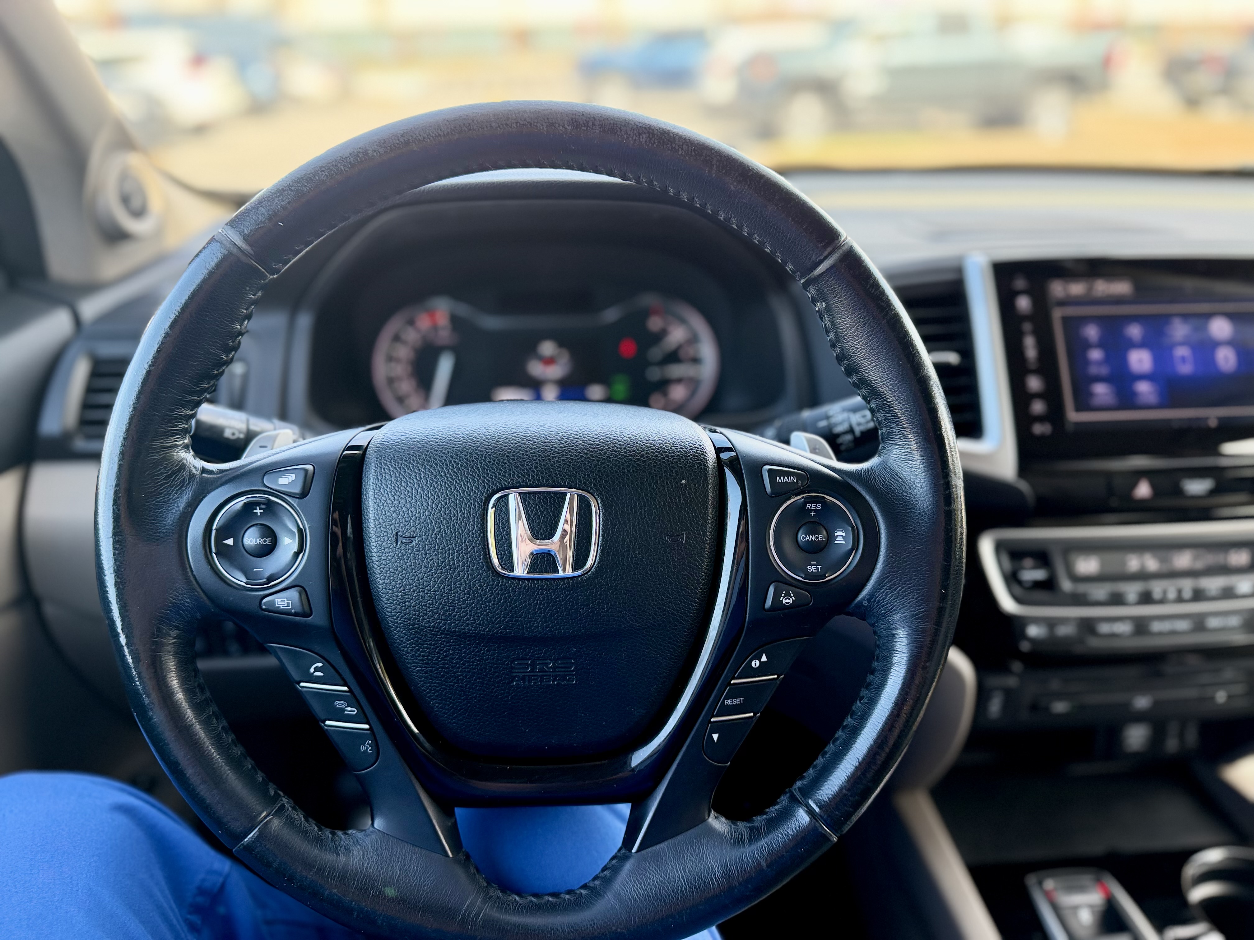 Used 2017 Honda Pilot Touring image 16