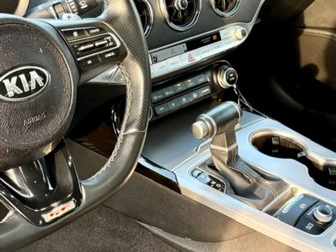 Used 2020 Kia Stinger GT RWD image 8