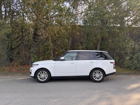Used 2018 Land Rover Range Rover image 5