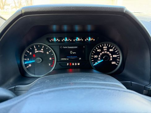 Used 2020 Ford F150 XLT w/ Equipment Group 302A Luxury AWD/4WD image 16