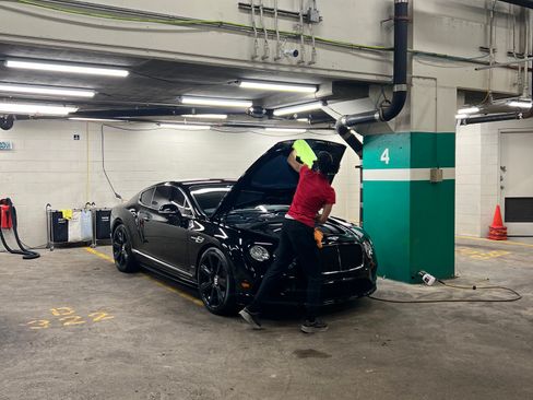 Used 2016 Bentley Continental GT V8 S image 5