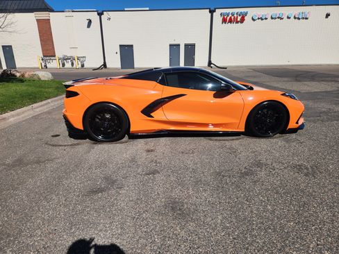 Used 2022 Chevrolet Corvette Stingray Premium Conv w/ Z51 Performance Package RWD image 1