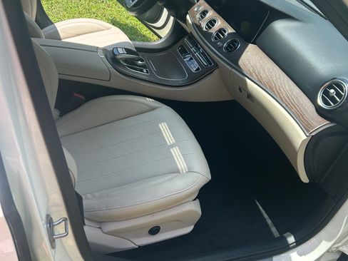 Used 2020 Mercedes-Benz E 350 Sedan w/ Premium Package image 6