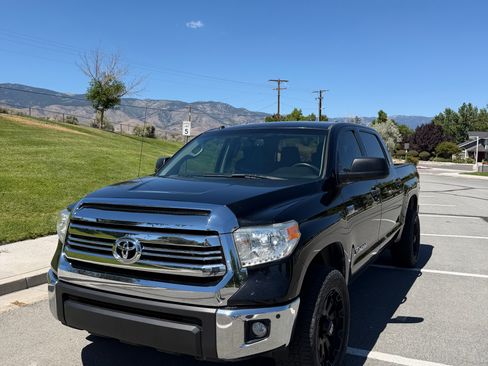 Used 2017 Toyota Tundra SR5 w/ TRD Off Road Package AWD/4WD image 1