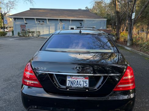 Used 2010 Mercedes-Benz S 550 image 8