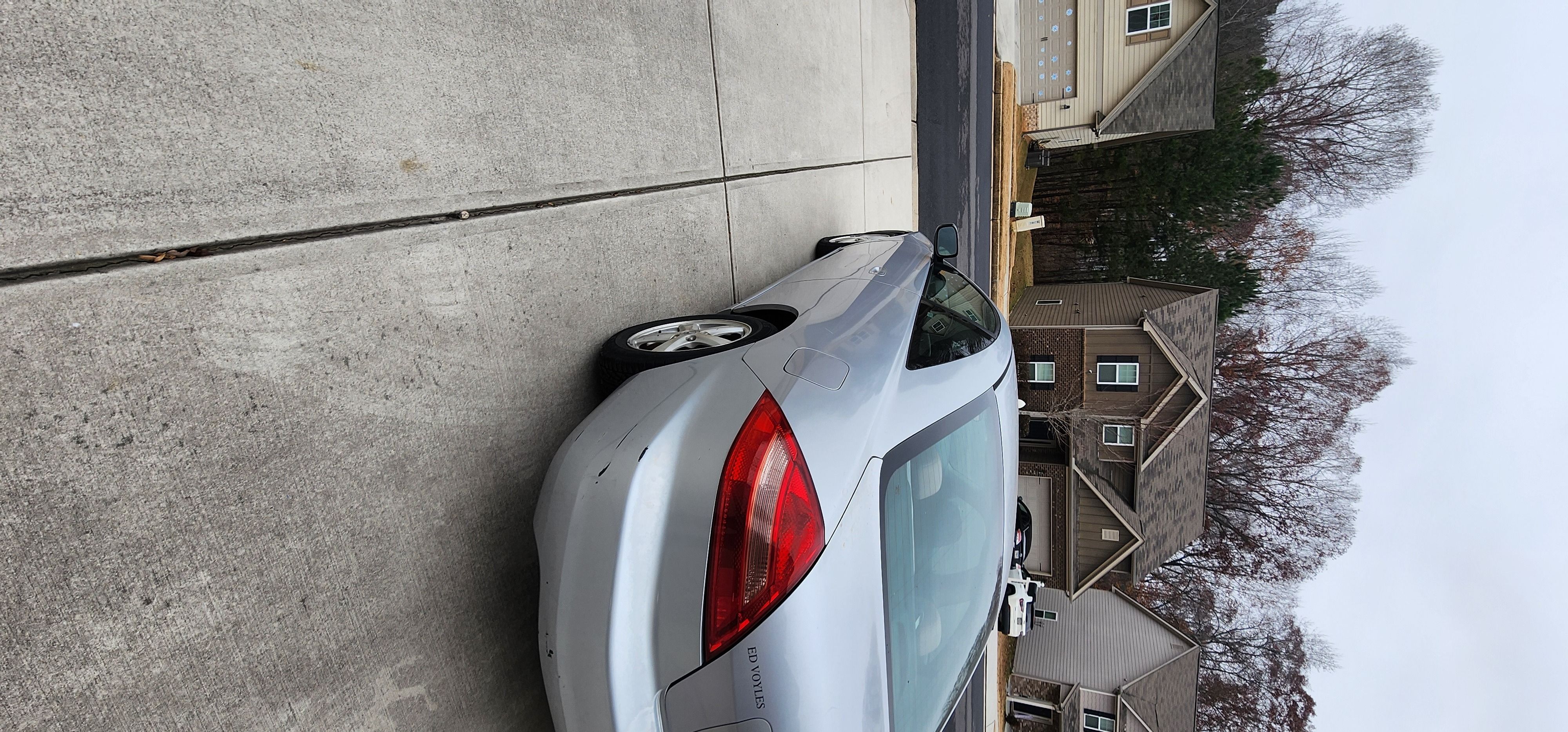 Used 2004 Honda Accord EX image 2