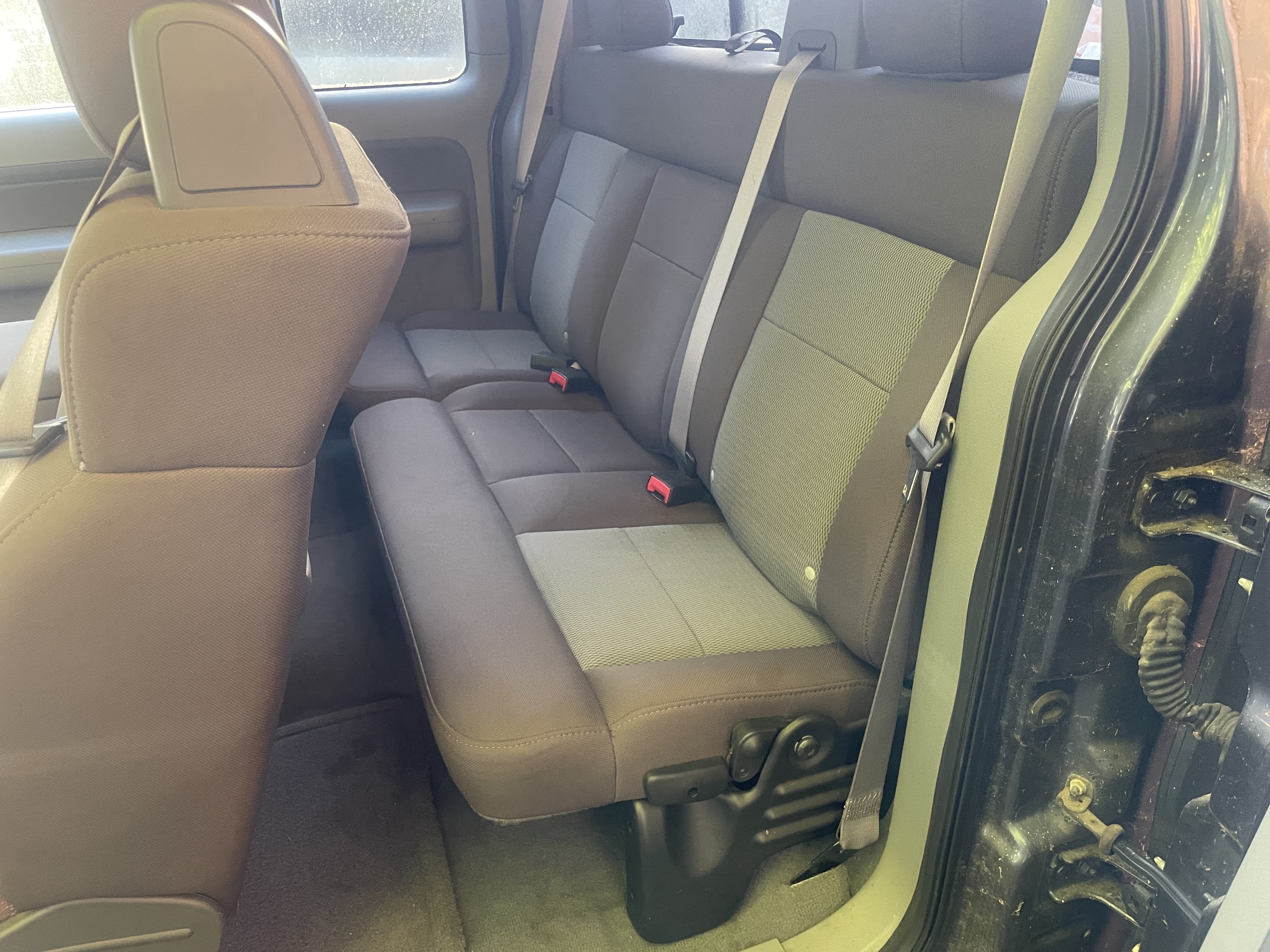 Used 2005 Ford F150 XLT AWD/4WD image 12