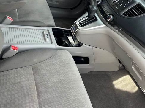 Used 2014 Honda CR-V LX image 9