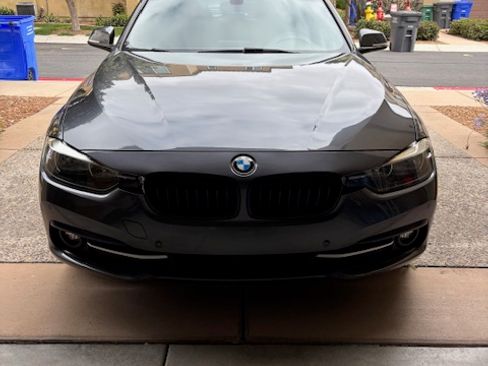 Used 2017 BMW 328d xDrive Wagon AWD/4WD image 2