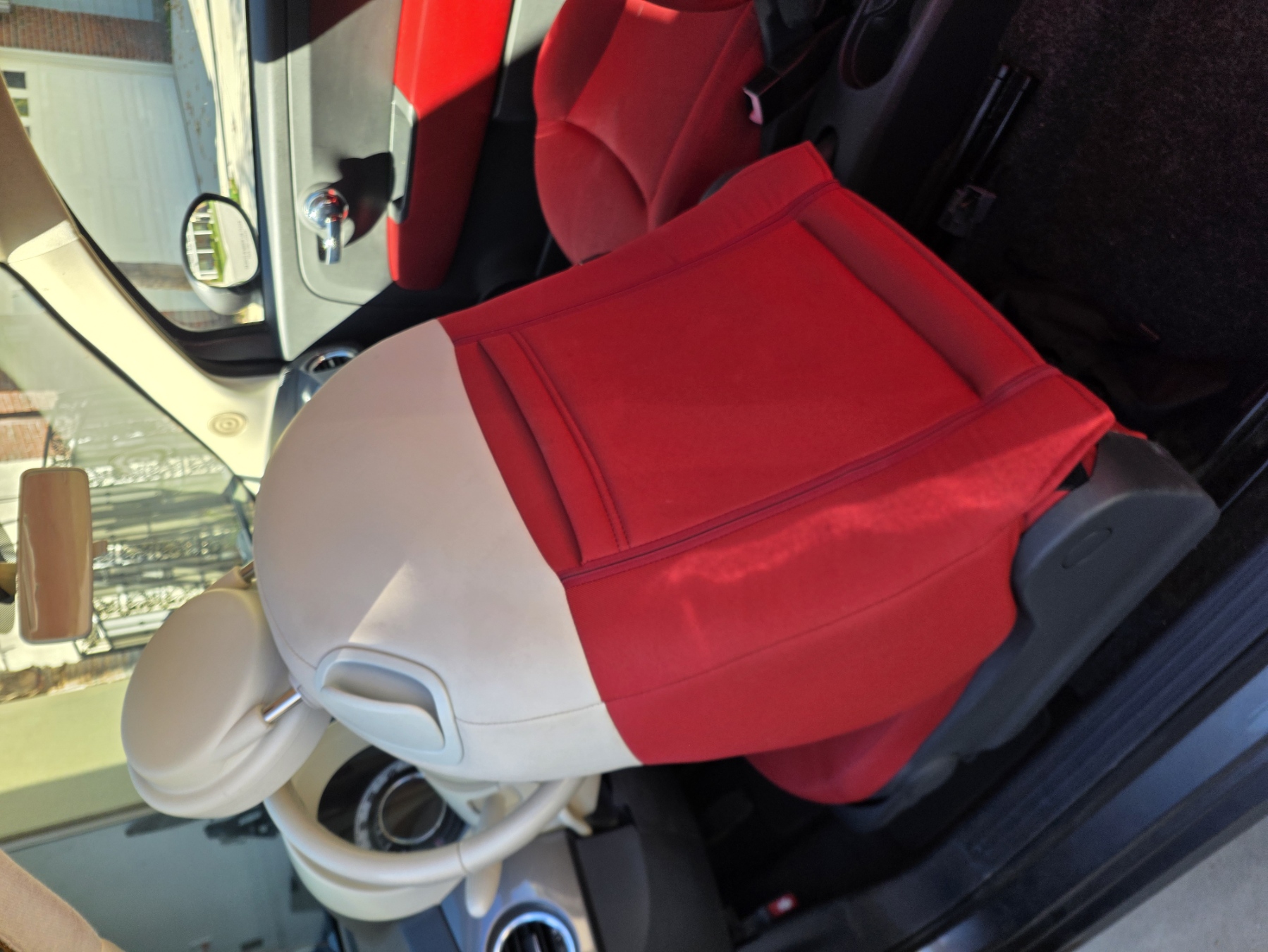 Used 2012 FIAT 500 Pop FWD image 4