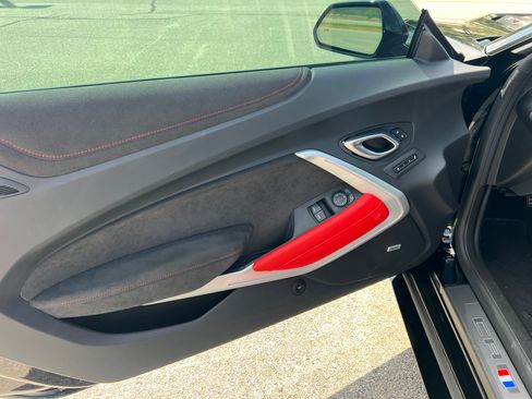 Used 2023 Chevrolet Camaro ZL1 RWD image 21