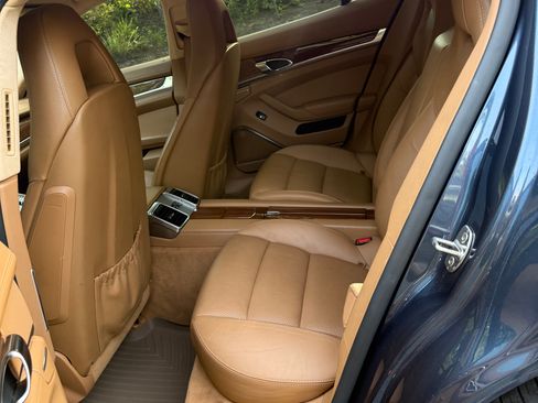 Used 2011 Porsche Panamera Turbo image 11