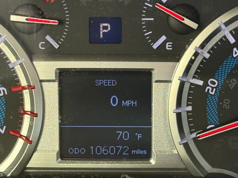 Used 2018 Toyota 4Runner SR5 Premium image 18