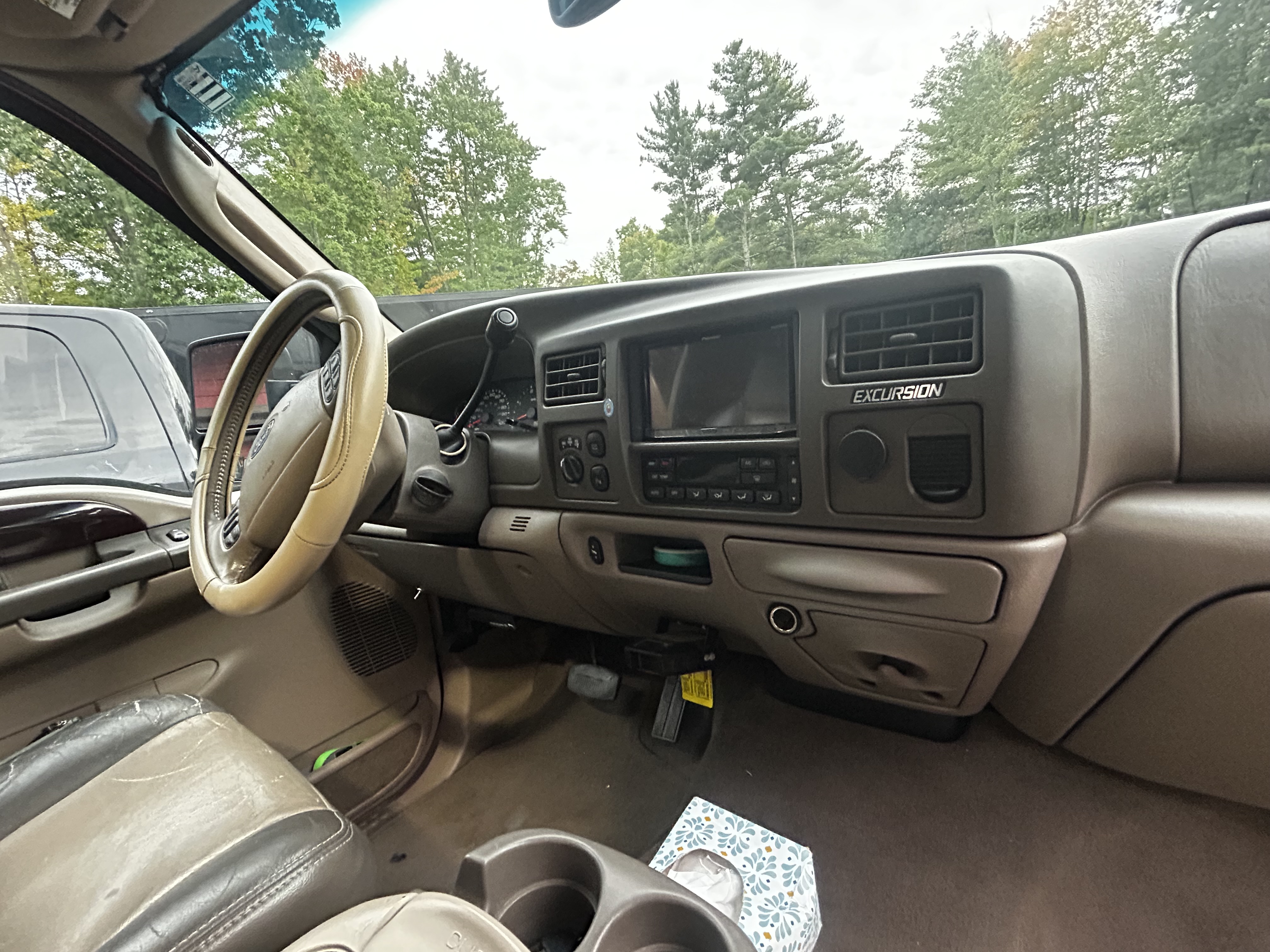Used 2004 Ford Excursion Eddie Bauer AWD/4WD image 6