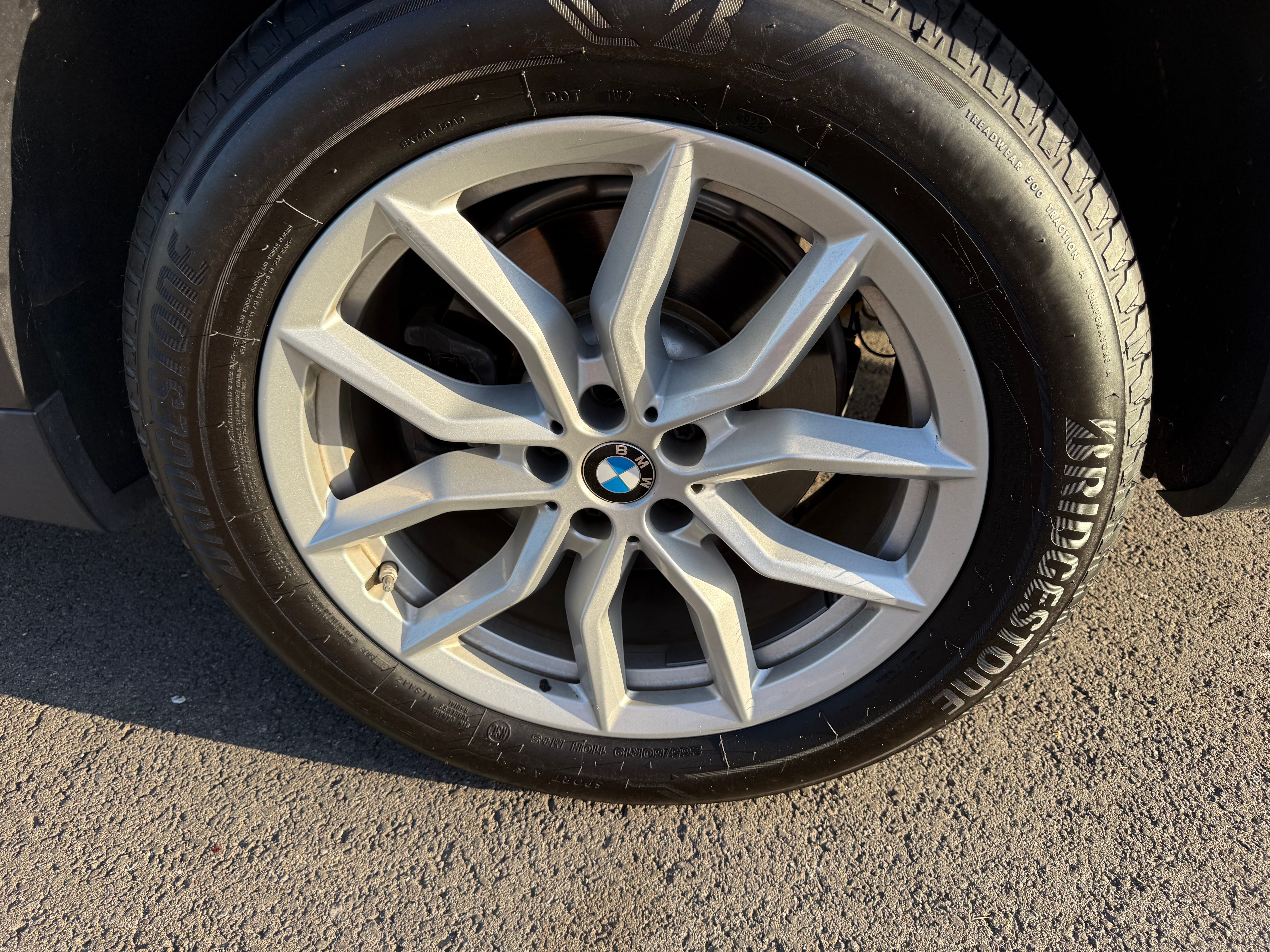 Used 2020 BMW X5 sDrive40i w/ Convenience Package RWD image 13