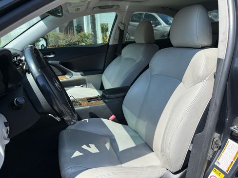 Used 2010 Lexus IS 250 AWD w/ Preferred Accessory Package image 15