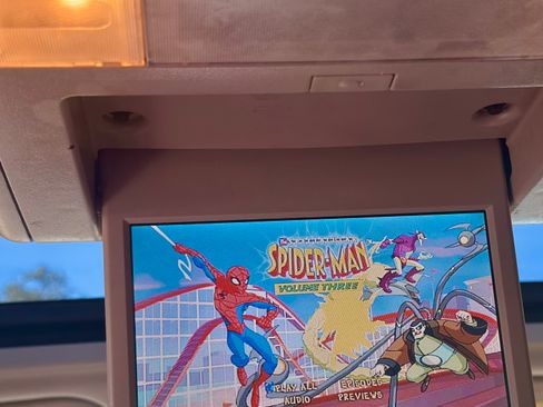 Used 2013 Chevrolet Tahoe LTZ image 26