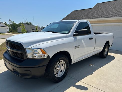 Used 2016 RAM 1500 Tradesman RWD image 4