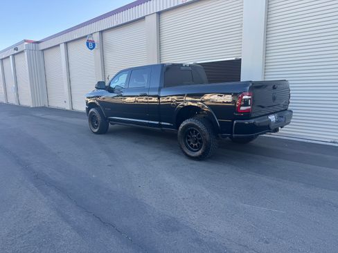 Used 2019 RAM 2500 Laramie AWD/4WD image 13