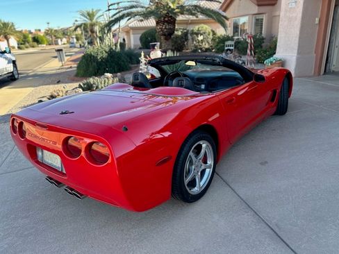 Used 2000 Chevrolet Corvette Convertible w/ Memory Pkg image 2