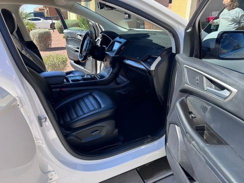 Used 2019 Ford Edge SEL w/ Equipment Group 201A image 11