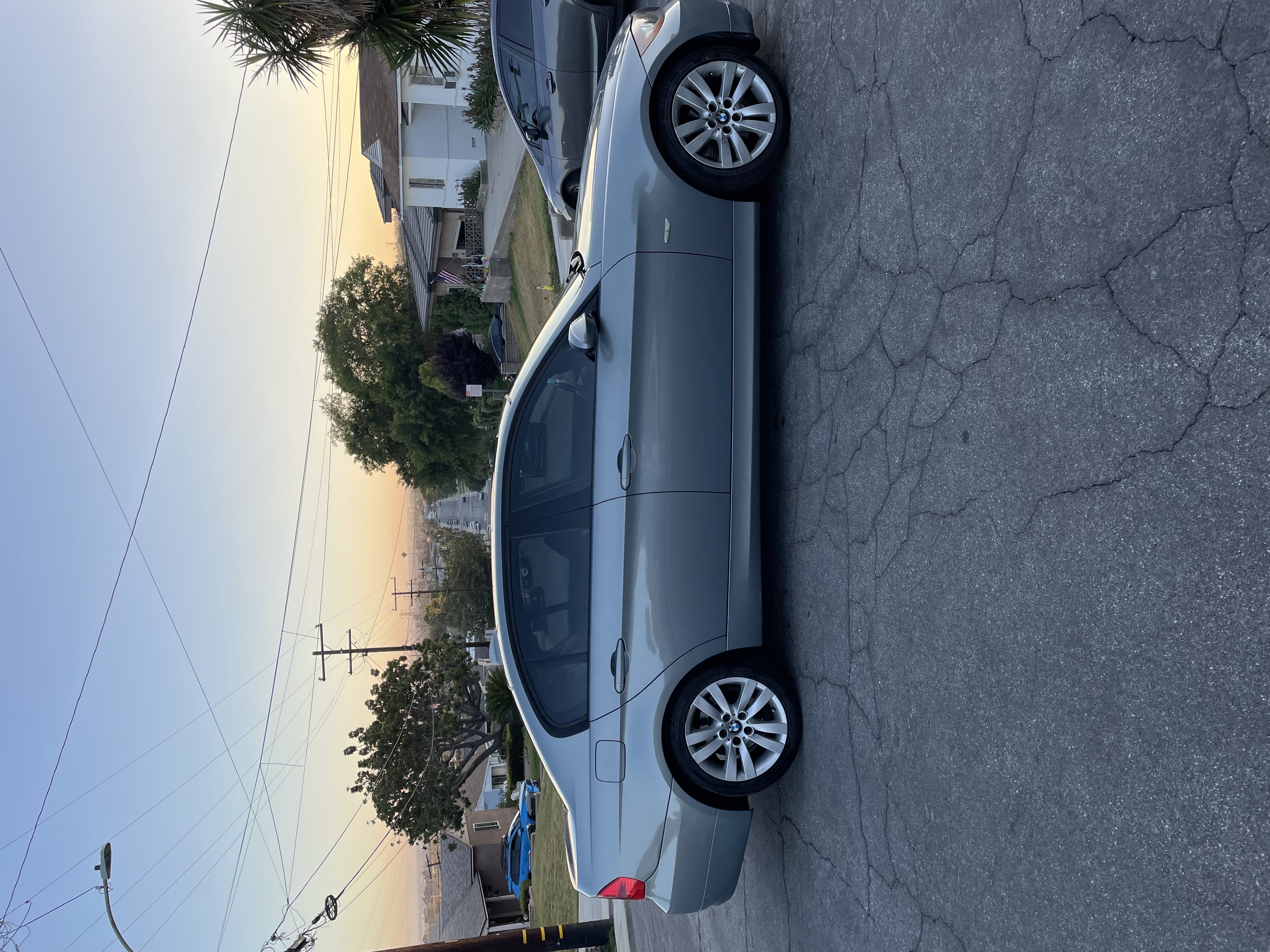 Used 2006 BMW 325i Sedan RWD image 5