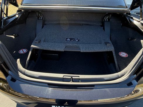 Used 2015 Volkswagen Eos Komfort image 9