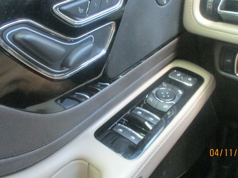 Used 2020 Lincoln Aviator Reserve image 10