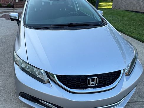 Used 2015 Honda Civic SE image 1