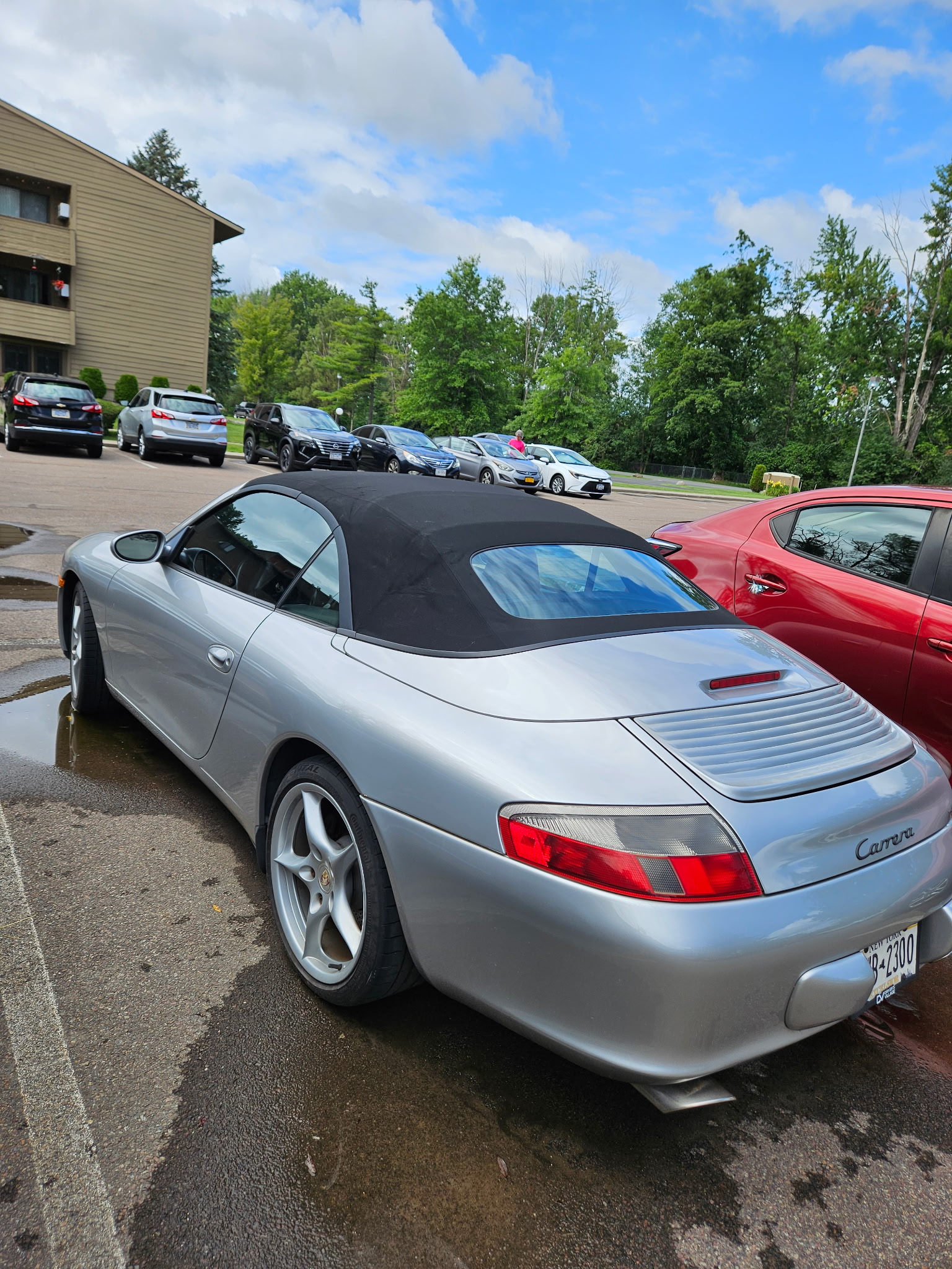 Used 2002 Porsche 911 Cabriolet image 2