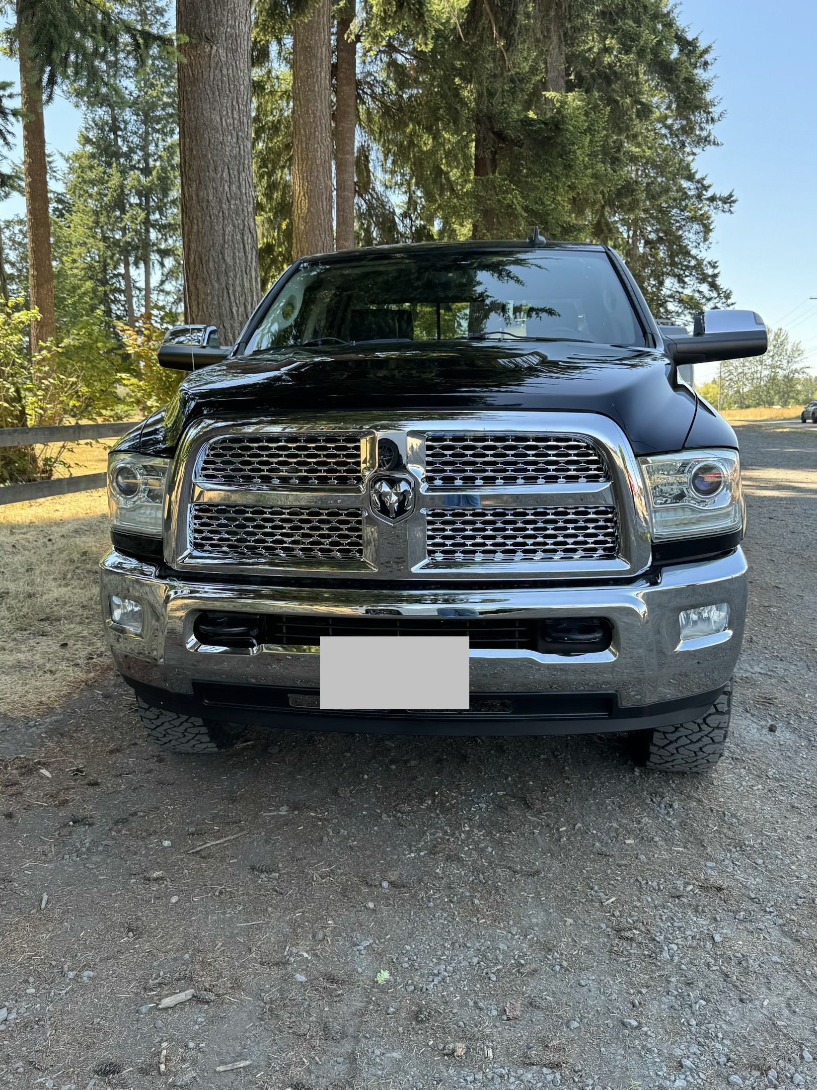 Used 2015 RAM 2500 Laramie w/ Convenience Group AWD/4WD image 4
