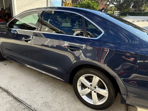 Used 2014 Volkswagen Passat 1.8T Wolfsburg Edition image 5