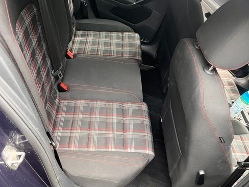 Used 2017 Volkswagen GTI S image 5